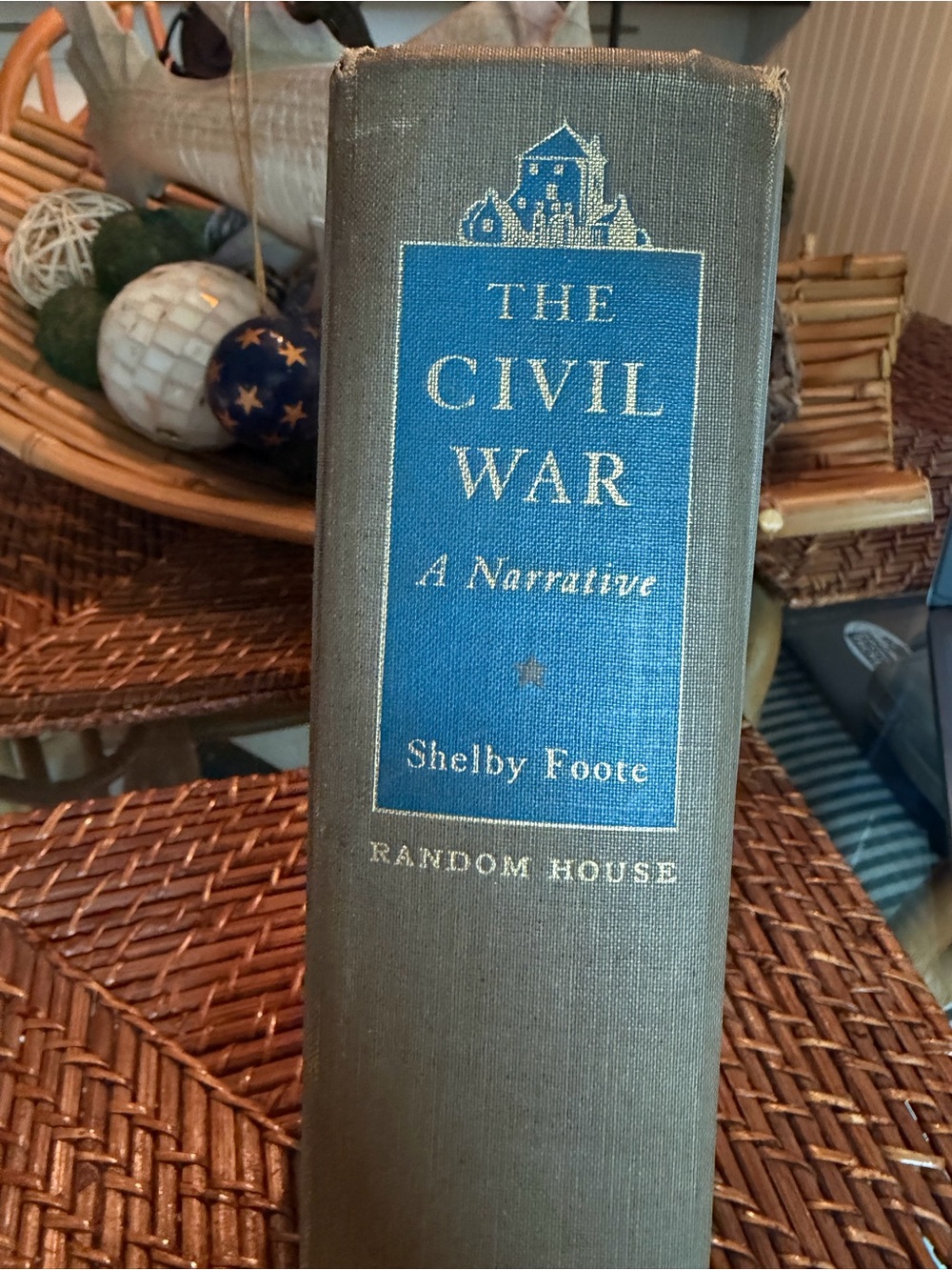 “THE CIVIL WAR - FORT SUMTER to PERRYVILLE” by Shelby Foote - FIRST PRINTING